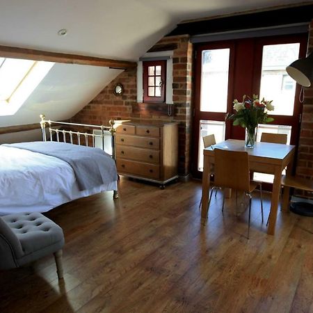 Victorian Penthouse Apartment Gloucester Exterior foto